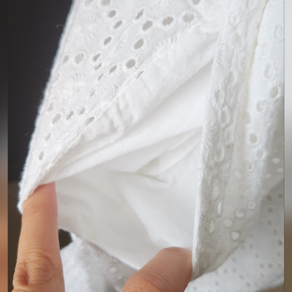 White Eyelet Dress Size XS - Picture 3 of 4